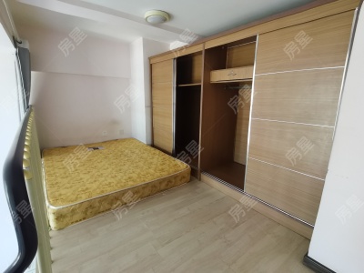 1室1廳1陽(yáng)臺(tái) 可樂(lè)公寓臥室