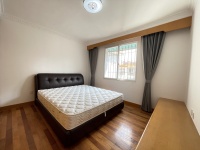 3室2廳2陽(yáng)臺(tái) 白龍小區(qū)臥室