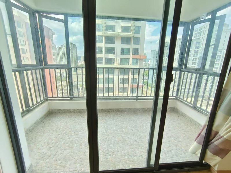 3室2廳1陽(yáng)臺(tái) 鑫金花園陽(yáng)臺(tái)