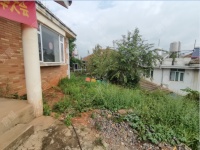 6室2廳4陽(yáng)臺(tái) 西亞山莊別墅自家花園