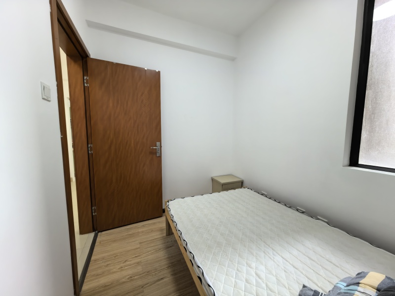 2室1廳1陽(yáng)臺(tái) 南亞未來城臥室