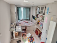 5室2廳2陽臺 華潤悅府一期臥室