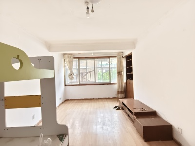 2室2廳1陽(yáng)臺(tái) 凱苑小區(qū)客廳