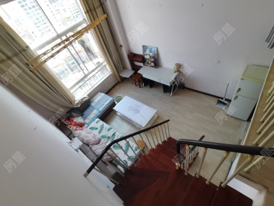 1室1廳1陽(yáng)臺(tái) 可樂(lè)公寓客廳