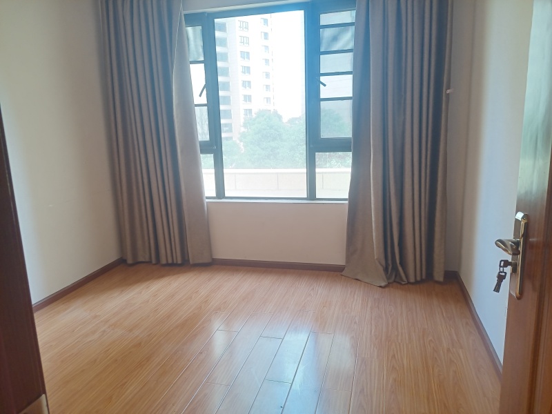 3室2廳2陽臺 紅星天鉑臥室