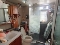 4室2廳2陽臺 金域緹香衛(wèi)生間