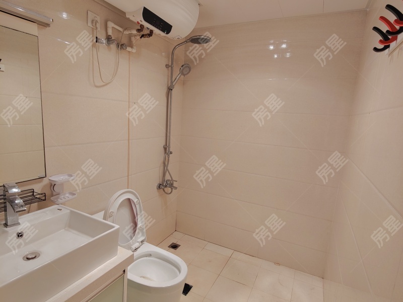 3室2廳1陽(yáng)臺(tái) 都市名典衛(wèi)生間