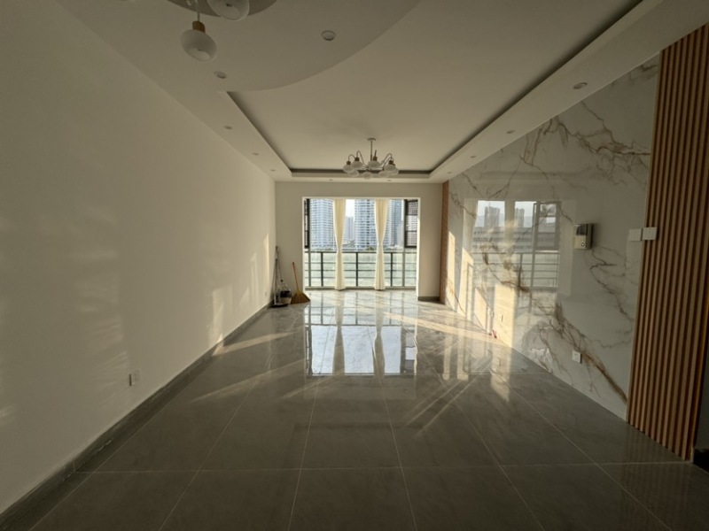 2室2廳1陽(yáng)臺(tái) 經(jīng)典雙城一期客廳