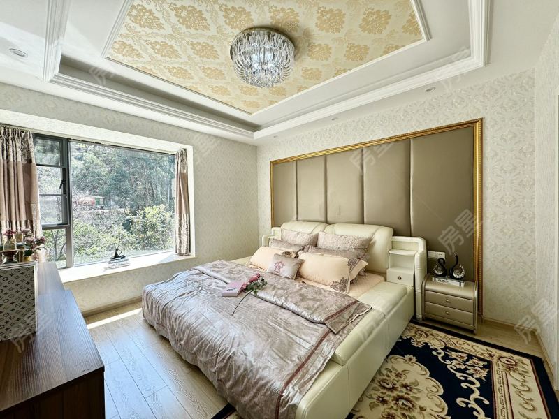 4室2廳2陽臺 清水佳湖雅居臥室