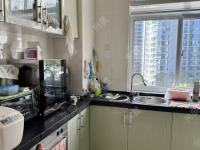 4室2廳1陽臺 萬源小區(qū)廚房