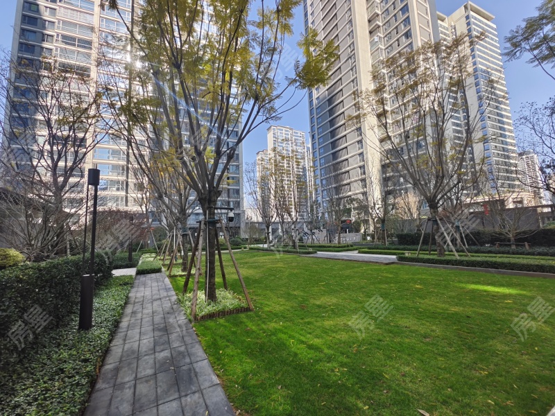 3室2廳2陽(yáng)臺(tái) 中交泓園其他