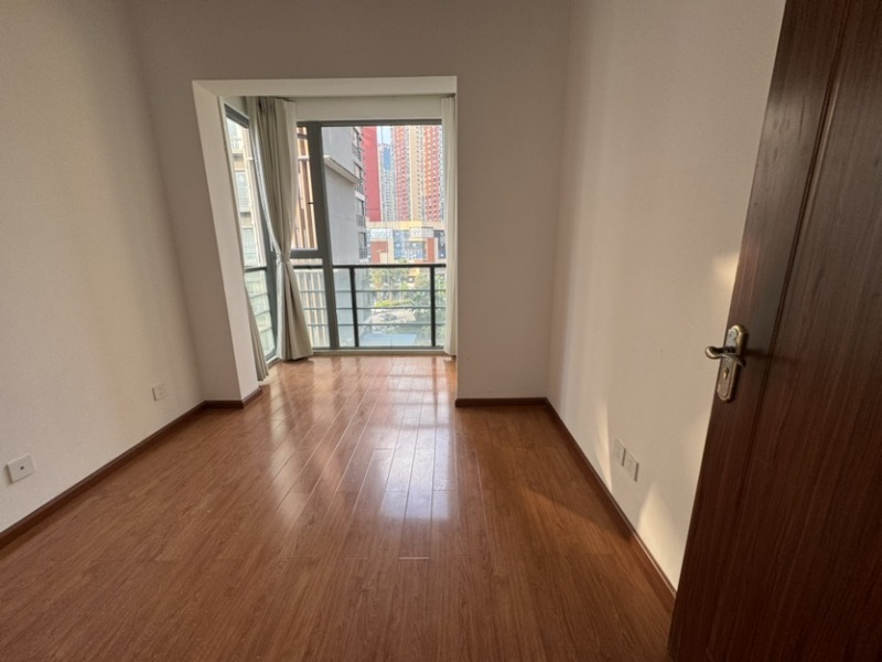 2室2廳1陽(yáng)臺(tái) 經(jīng)典雙城一期臥室