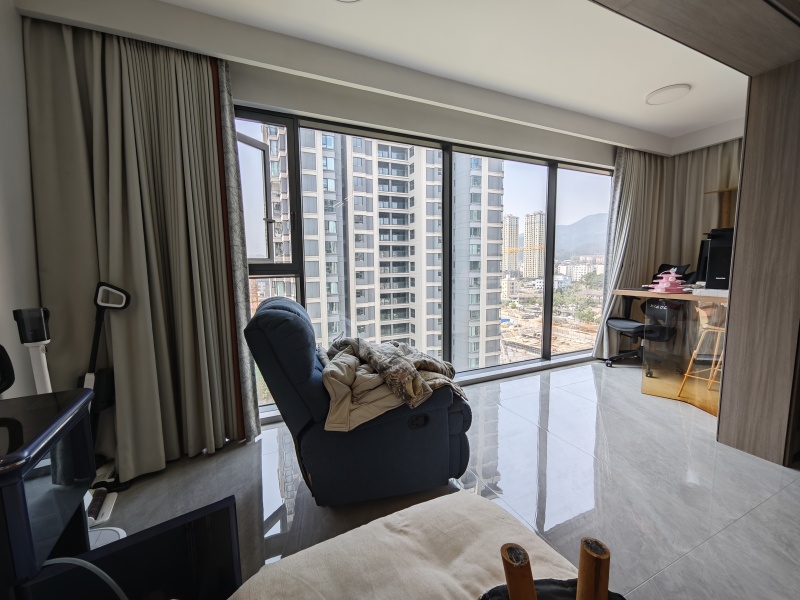 4室2廳2陽臺 招商雍和府二期陽臺