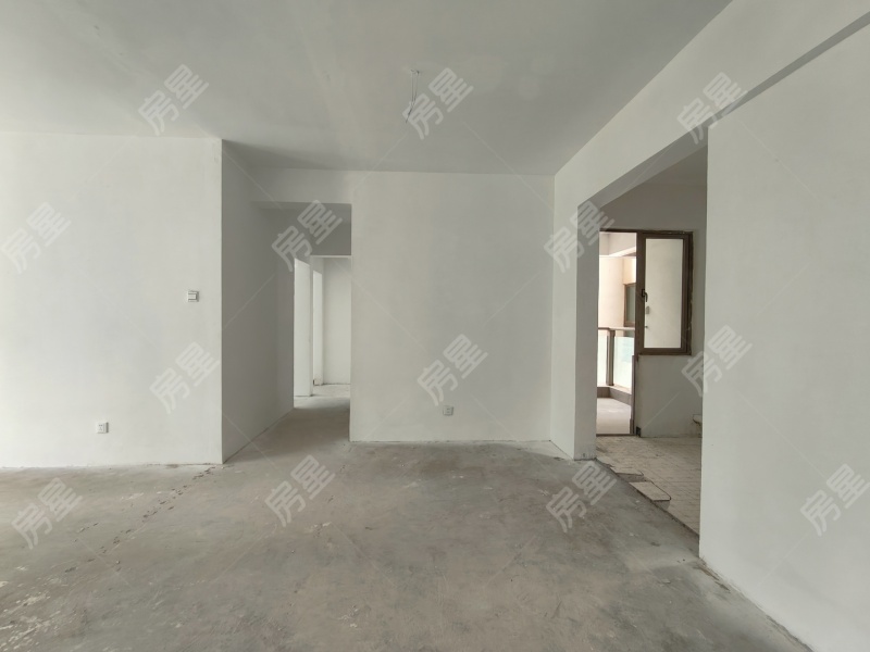 3室2廳2陽(yáng)臺(tái) 金色俊園餐廳