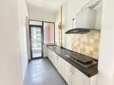 3室2廳1陽(yáng)臺(tái) 鑫金花園廚房