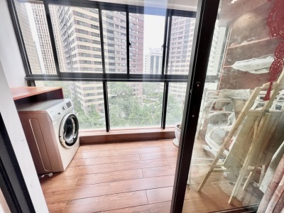 3室2廳2陽(yáng)臺(tái) 濱江俊園回遷組團(tuán)陽(yáng)臺(tái)