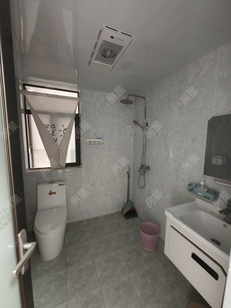 3室2廳2陽臺 俊發(fā)城牡丹苑衛(wèi)生間