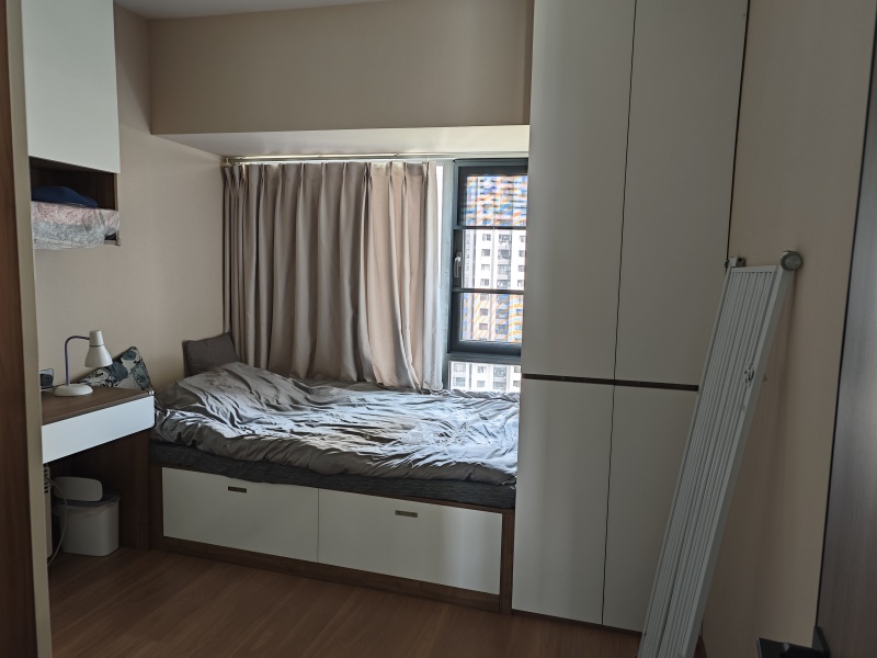 4室2廳2陽臺 招商雍和府二期臥室