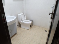 5室2廳2陽(yáng)臺(tái) 世博生態(tài)城云嶺鄰里別墅衛(wèi)生間