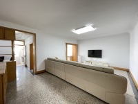 3室2廳2陽(yáng)臺(tái) 白龍小區(qū)客廳