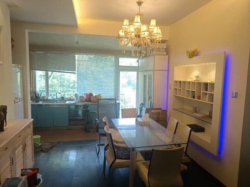 3室2廳2陽臺(tái) 湖畔之夢餐廳