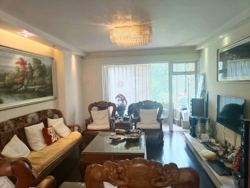 3室2廳2陽臺(tái) 湖畔之夢客廳