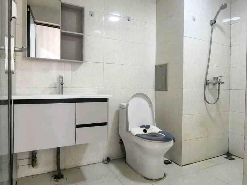 3室2廳1陽臺(tái) 俊發(fā)逸天峰衛(wèi)生間