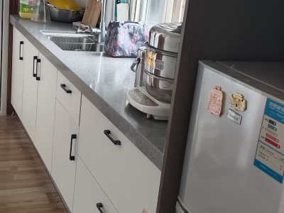 2室1廳1陽臺 華龍小區(qū)