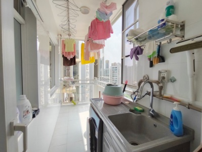 4室2廳2陽(yáng)臺(tái) 云南映象C區(qū)