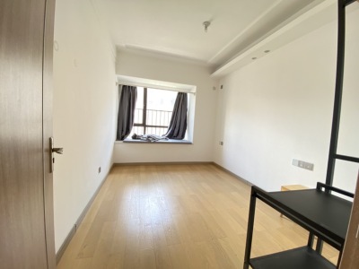 4室2廳1陽臺 美的順城府