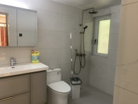 3室2廳2陽臺 金色家園南園衛(wèi)生間