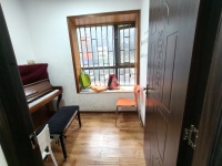 4室2廳1陽臺 東驤神駿一期臥室