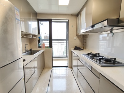 3室2廳2陽臺(tái) 中海云著