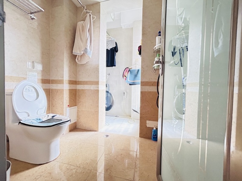 3室2廳1陽臺 華夏御府御棠衛(wèi)生間