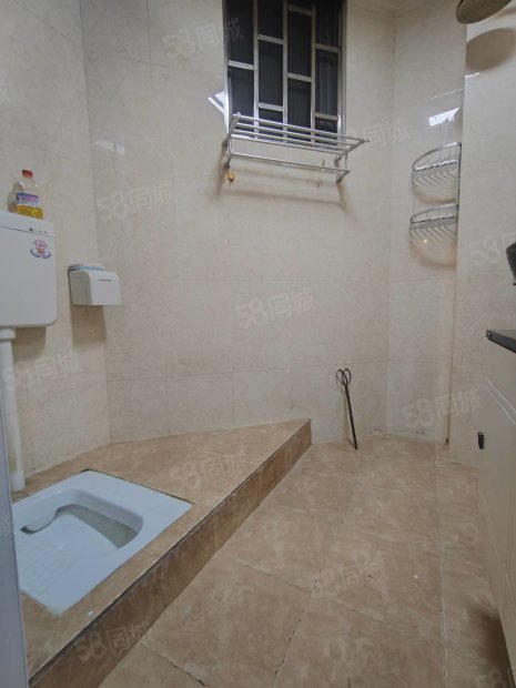 3室2廳1陽(yáng)臺(tái) 云安尚品衛(wèi)生間