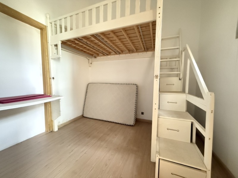 6室3廳3陽臺(tái) 滇池印象花園別墅臥室