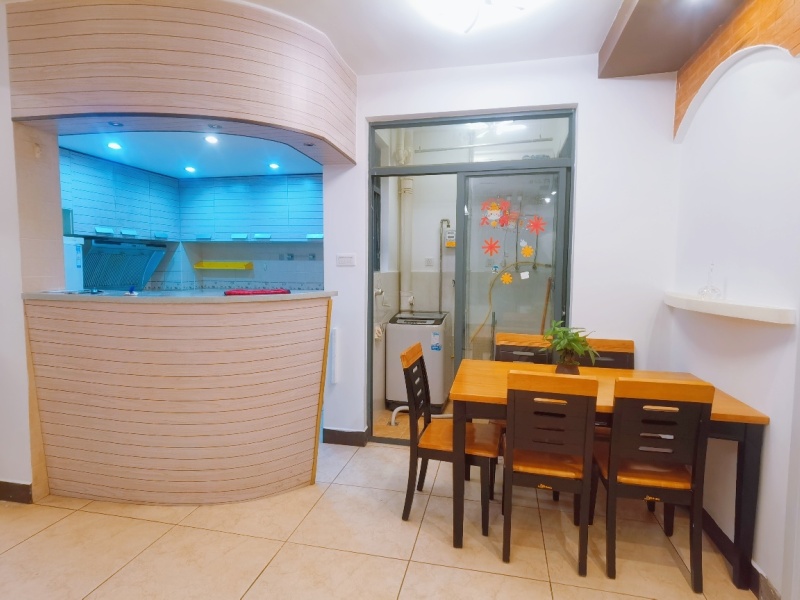 3室2廳1陽(yáng)臺(tái) 云安尚品餐廳