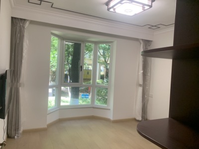 3室2廳2陽臺 金色家園南園臥室