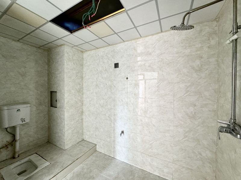 3室2廳 凱旋花園衛(wèi)生間