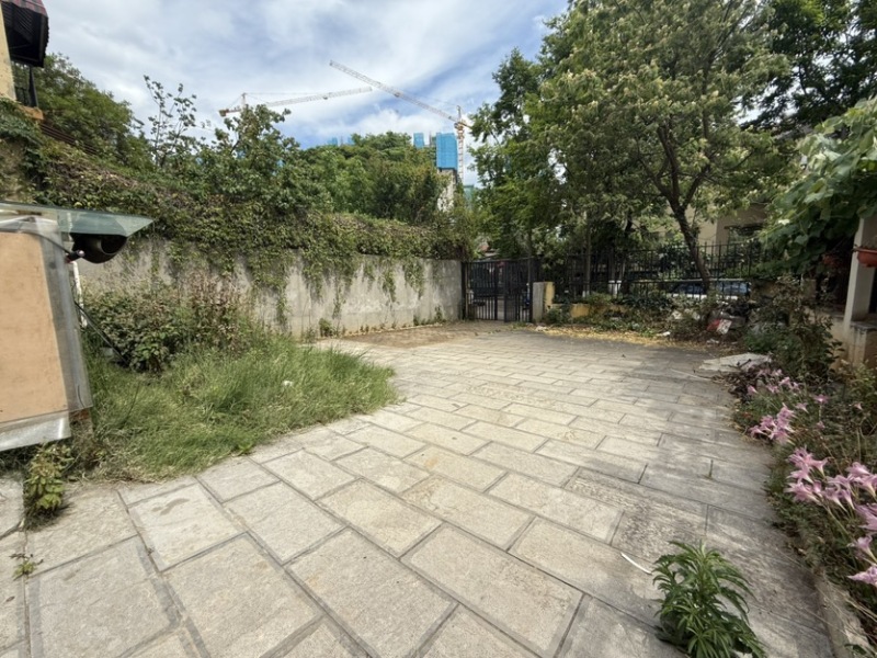 6室3廳3陽臺(tái) 滇池印象花園別墅自家花園