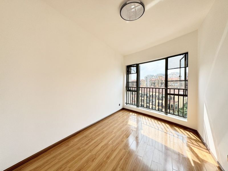 3室2廳 凱旋花園臥室