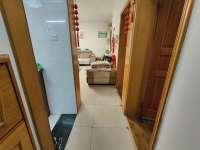 3室2廳1陽臺(tái) 金星小區(qū)門廳