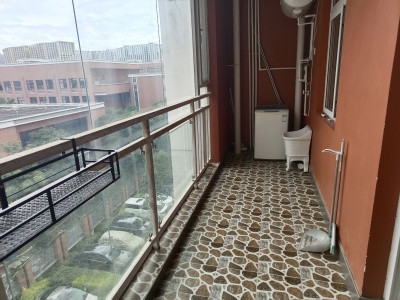 4室2廳2陽臺 湖畔之夢陽臺