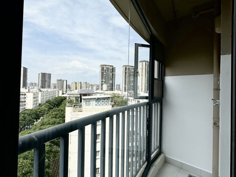 3室2廳 凱旋花園陽臺(tái)