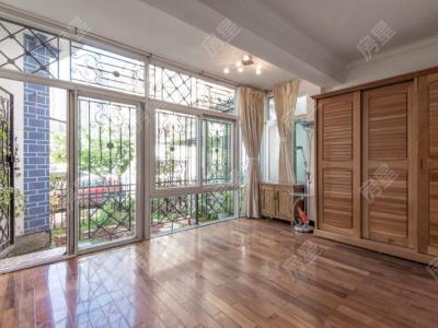 3室2廳2陽(yáng)臺(tái) 西秀園