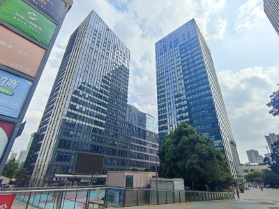 3室2廳2陽臺(tái) 融城金階