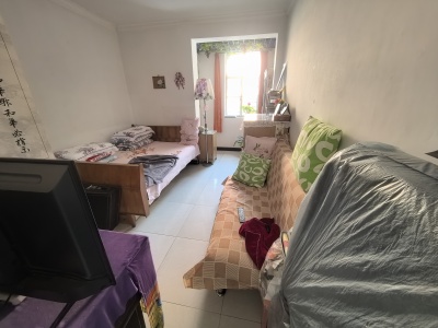 1室1廳1陽(yáng)臺(tái) 后新南街5號(hào)