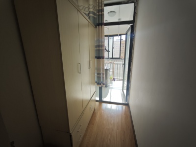 2室2廳1陽臺 溪畔麗景