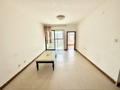 3室2廳2陽(yáng)臺(tái) 萬(wàn)科金域國(guó)際客廳