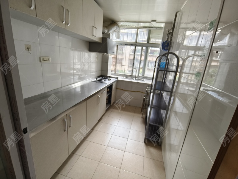 2室2廳1陽臺 萬?；▓@廚房